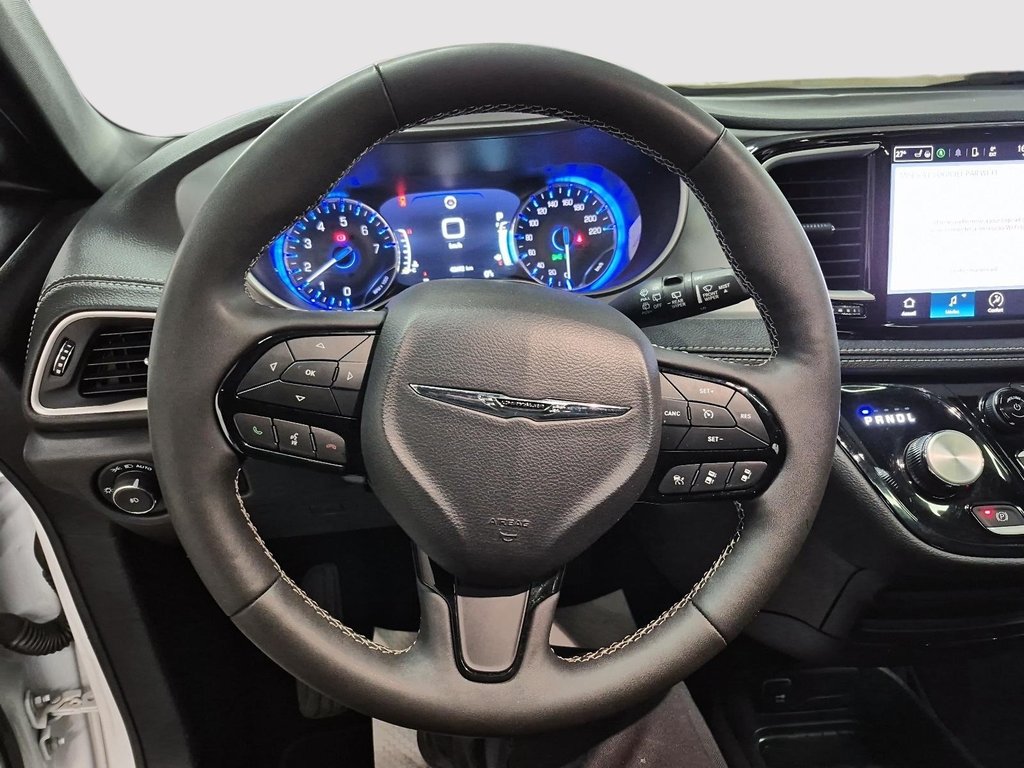 Chrysler Pacifica Touring-L Apparence S 2024 à Sherbrooke, Québec - 12 - w1024h768px