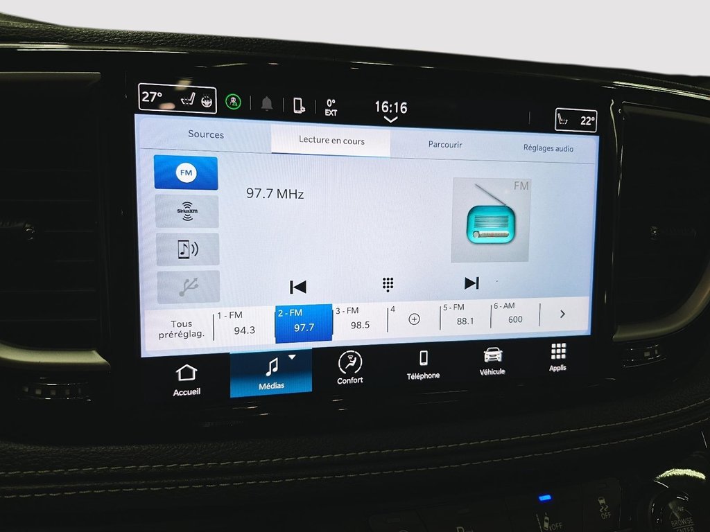 Chrysler Pacifica Touring-L Apparence S 2024 à Sherbrooke, Québec - 18 - w1024h768px