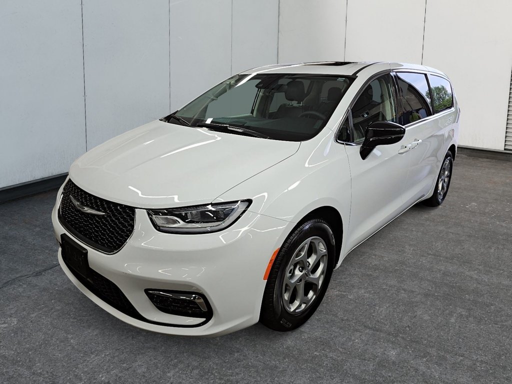 Chrysler Pacifica Limited 2024 à Sherbrooke, Québec - 1 - w1024h768px