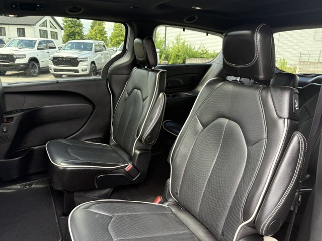 2025 Chrysler Pacifica LIMITED // 3.6L // 9 VITESSES in Sherbrooke, Quebec - 10 - w1024h768px