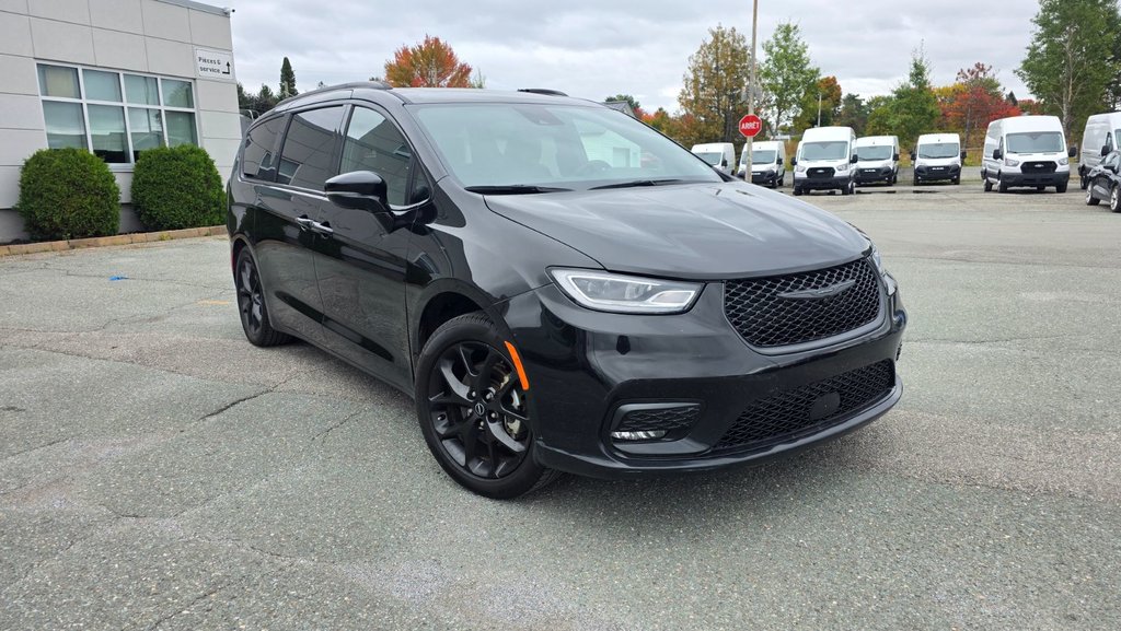 Chrysler Pacifica Limited 2025 à Sherbrooke, Québec - 7 - w1024h768px