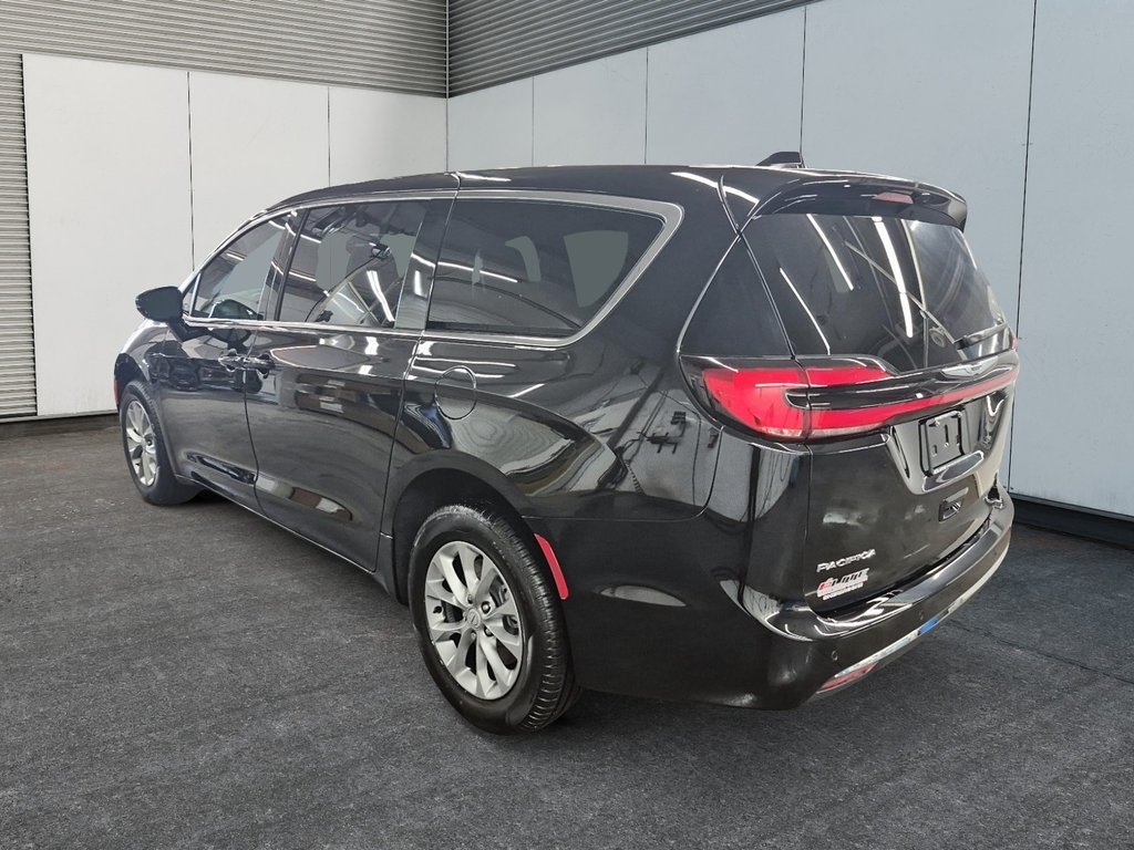 Chrysler PACIFICA SELECT AWD 2026 à Sherbrooke, Québec - 4 - w1024h768px