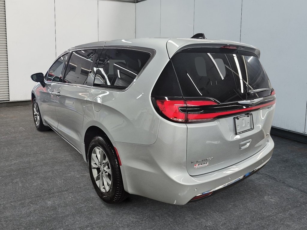 Chrysler PACIFICA SELECT AWD 2026 à Sherbrooke, Québec - 4 - w1024h768px