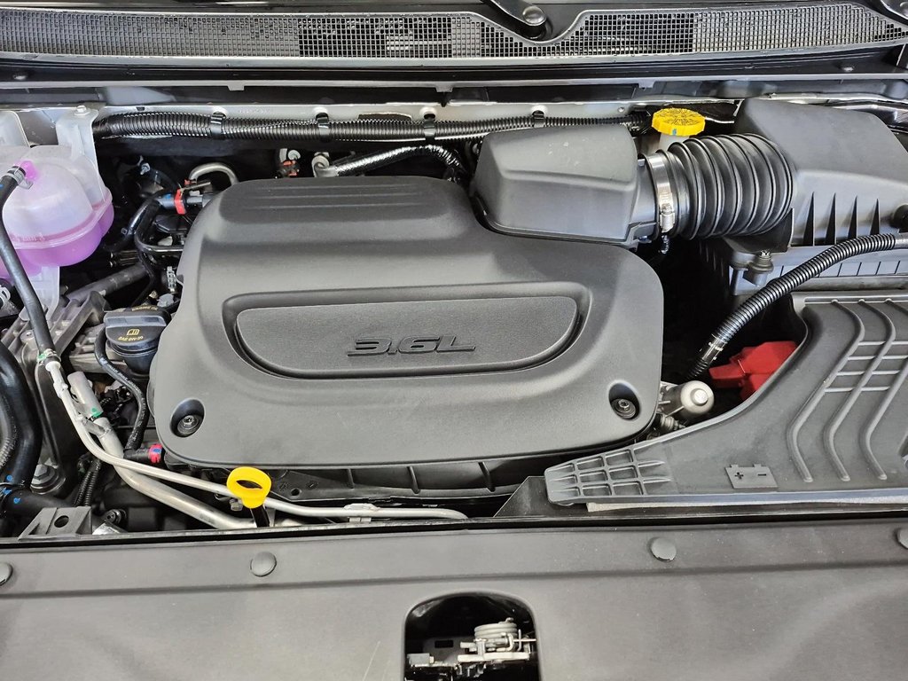 Chrysler PACIFICA SELECT AWD 2026 à Sherbrooke, Québec - 8 - w1024h768px
