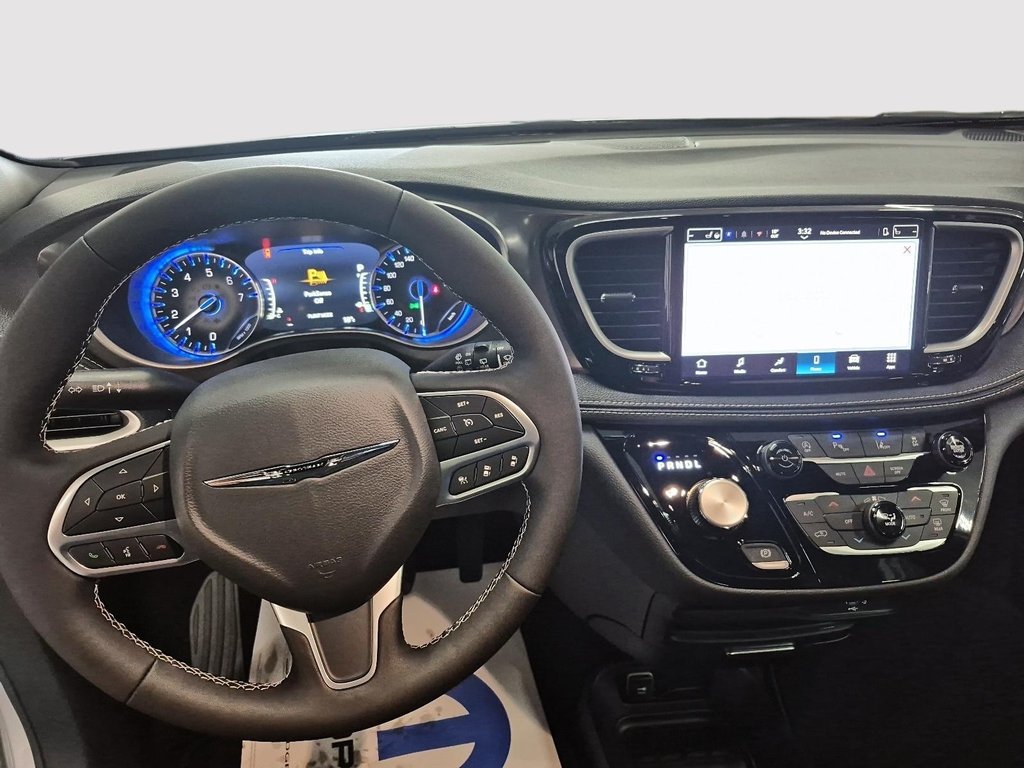 Chrysler PACIFICA SELECT AWD 2026 à Sherbrooke, Québec - 10 - w1024h768px