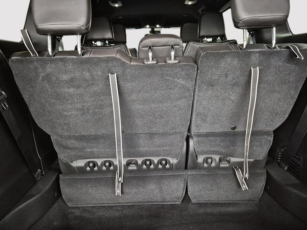 Chrysler Pacifica SELECT AWD 2026 à St-Jean-Sur-Richelieu, Québec - 6 - w1024h768px