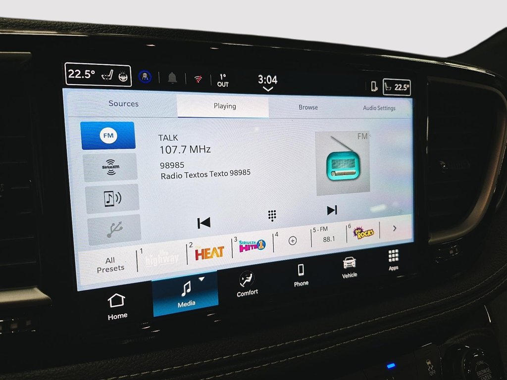 Chrysler Pacifica SELECT AWD 2026 à St-Jean-Sur-Richelieu, Québec - 18 - w1024h768px