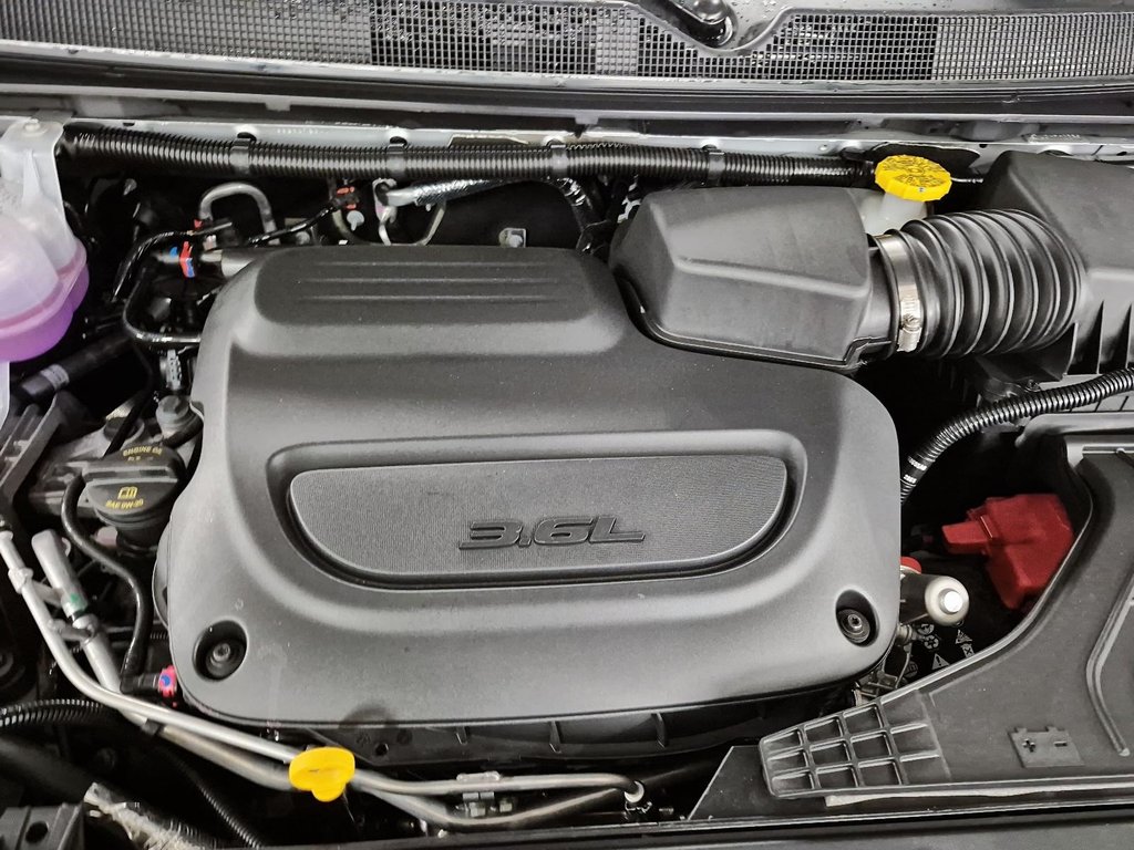 Chrysler Pacifica SELECT AWD 2026 à St-Jean-Sur-Richelieu, Québec - 8 - w1024h768px