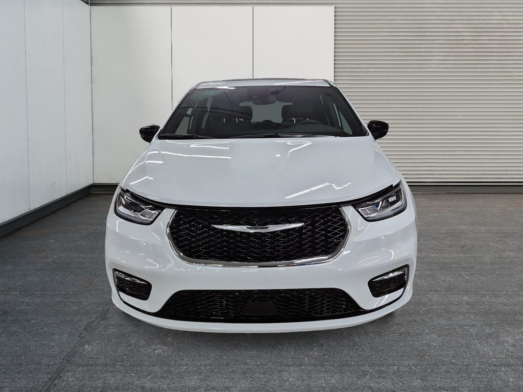 2026 Chrysler Pacifica SELECT AWD in St-Jean-Sur-Richelieu, Quebec - 2 - w1024h768px