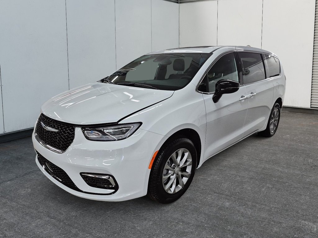 2026 Chrysler Pacifica SELECT AWD in St-Jean-Sur-Richelieu, Quebec - 1 - w1024h768px