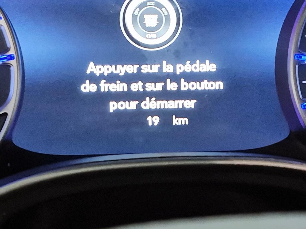 Chrysler Pacifica SELECT AWD 2026 à St-Jean-Sur-Richelieu, Québec - 13 - w1024h768px