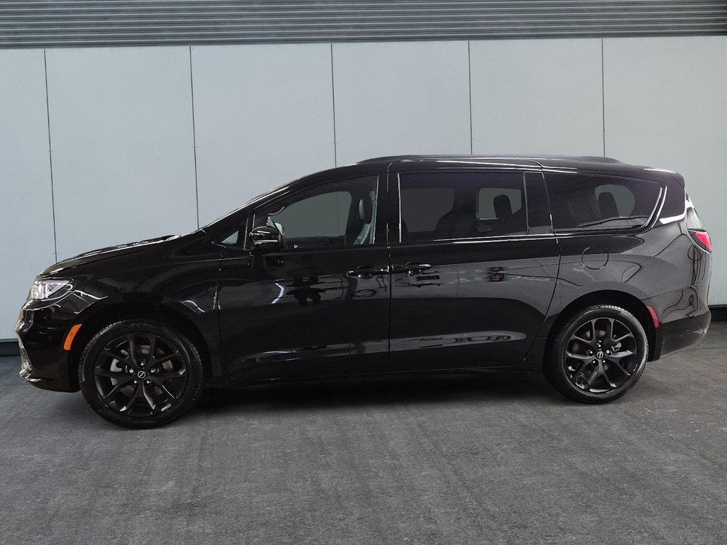 Chrysler Pacifica SELECT AWD 2026 à Sherbrooke, Québec - 5 - w1024h768px