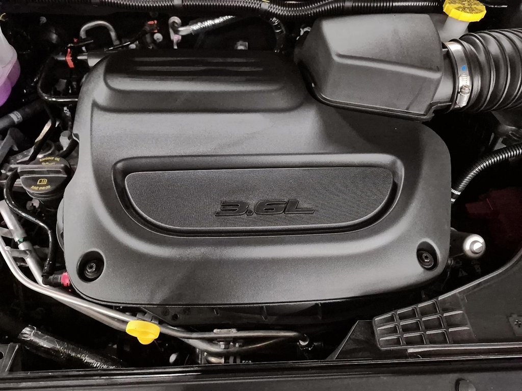 Chrysler Pacifica SELECT AWD 2026 à Sherbrooke, Québec - 8 - w1024h768px