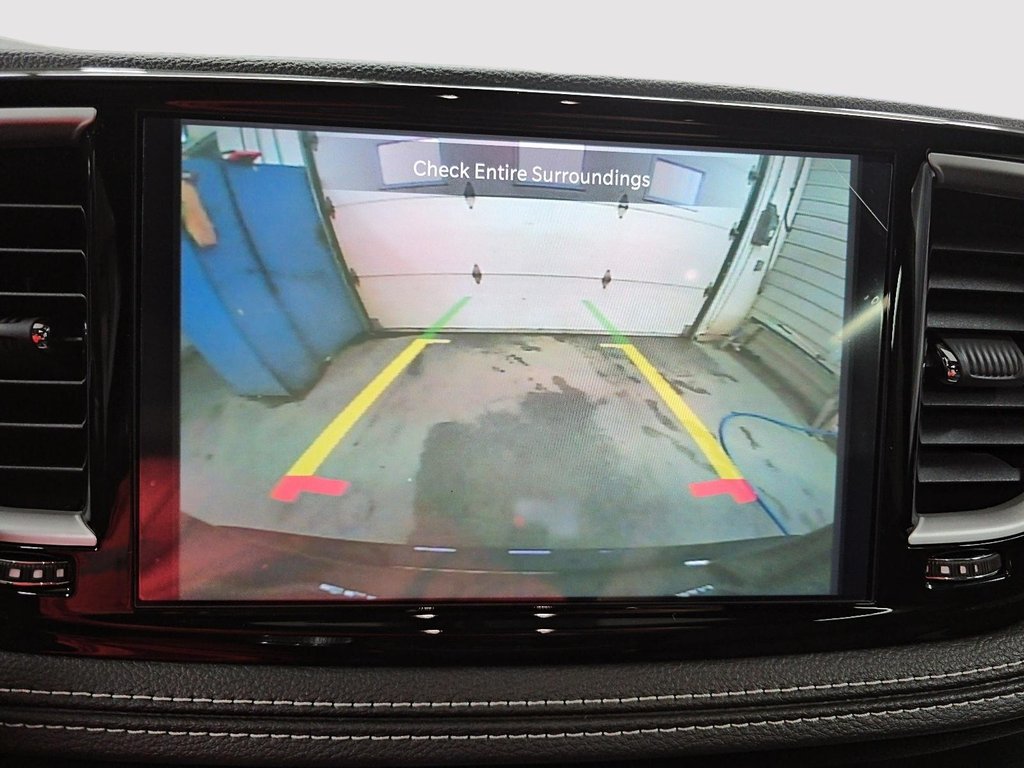 2026 Chrysler Pacifica SELECT AWD in Sherbrooke, Quebec - 17 - w1024h768px