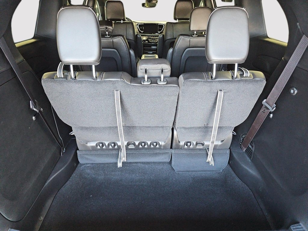 Chrysler Pacifica SELECT AWD 2027 à Sherbrooke, Québec - 6 - w1024h768px