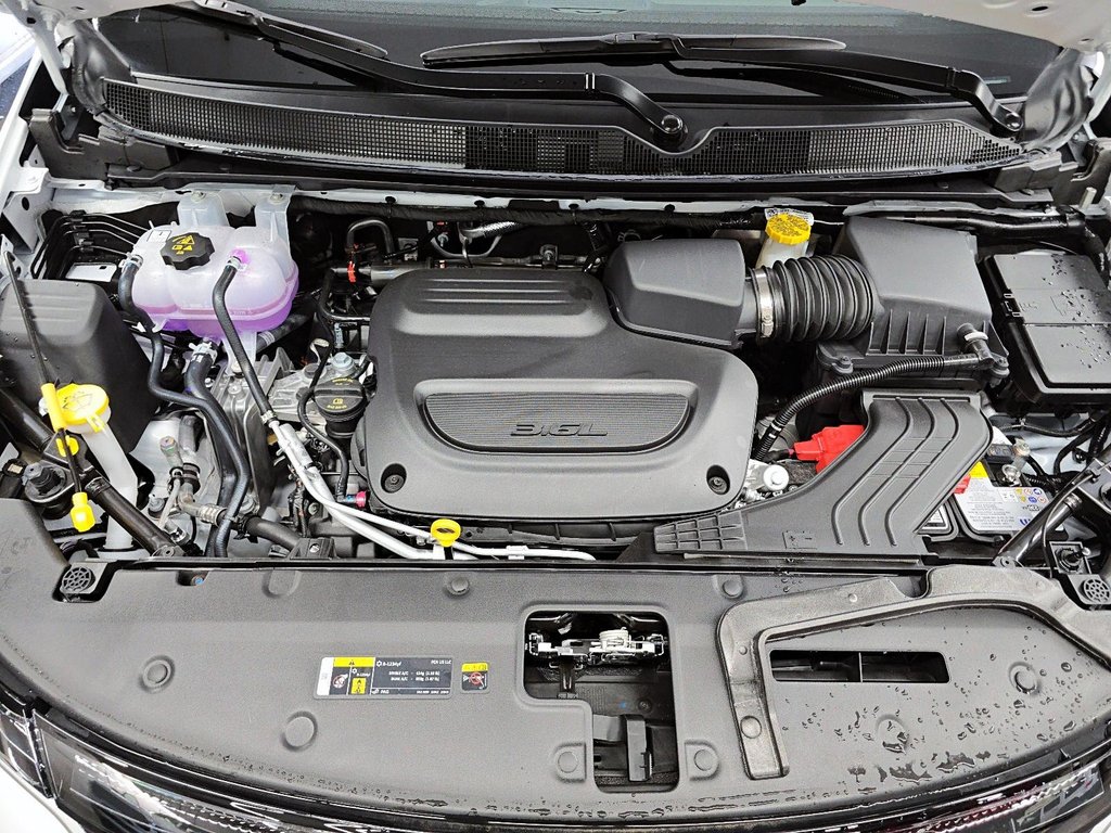 Chrysler Pacifica SELECT AWD 2027 à Sherbrooke, Québec - 8 - w1024h768px
