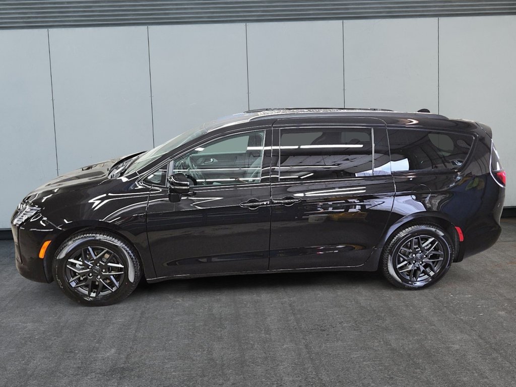 Chrysler Pacifica SELECT 2027 à St-Jean-Sur-Richelieu, Québec - 5 - w1024h768px