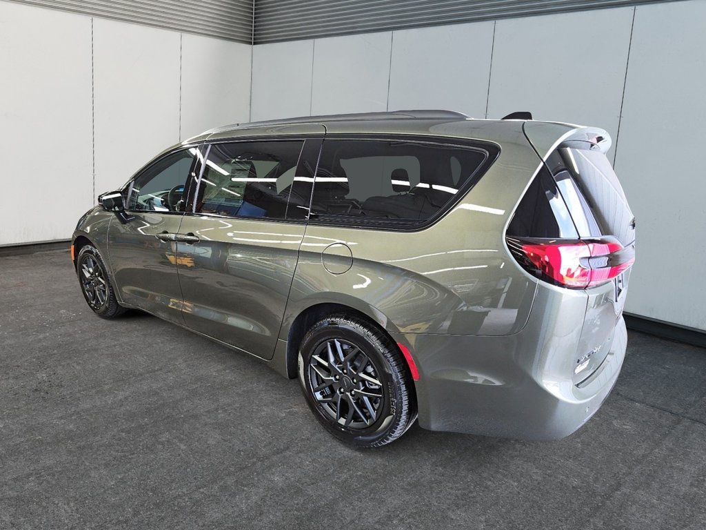 Chrysler Pacifica SELECT 2027 à St-Jean-Sur-Richelieu, Québec - 4 - w1024h768px