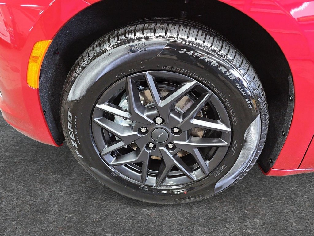 2027 Chrysler Pacifica SELECT in St-Jean-Sur-Richelieu, Quebec - 7 - w1024h768px