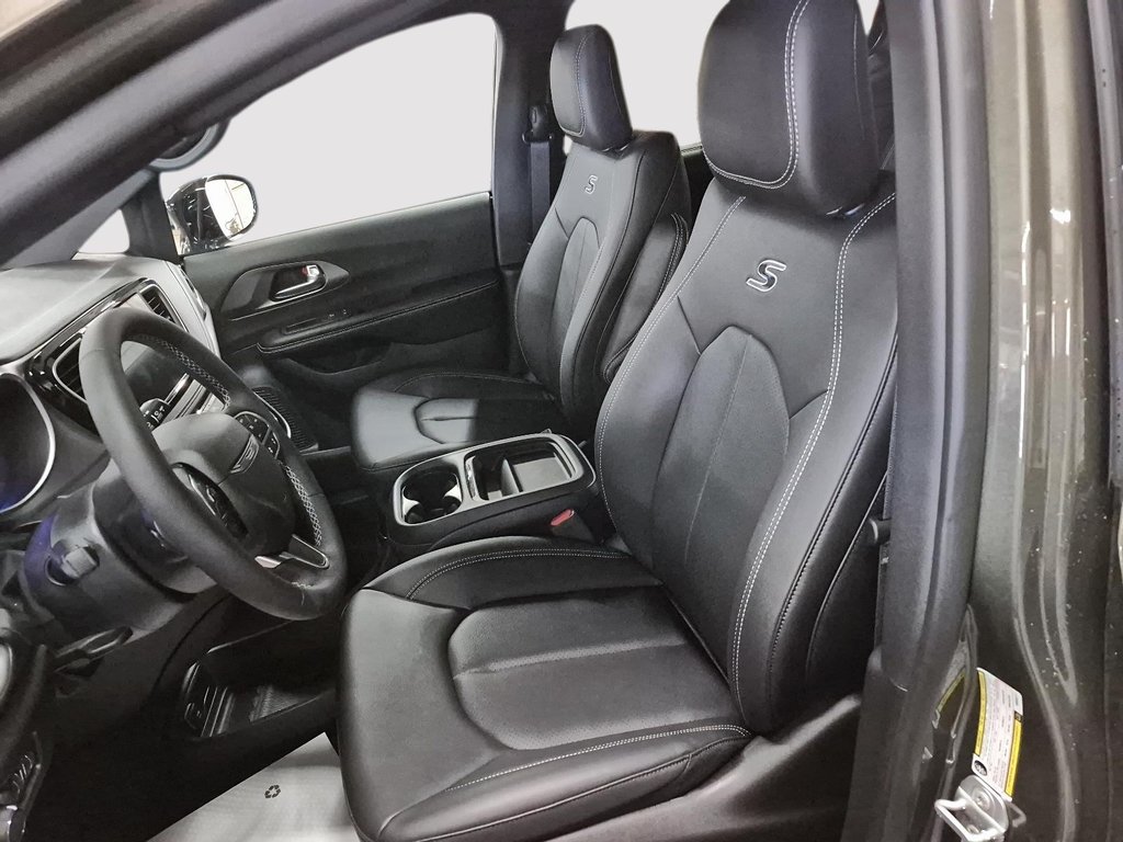 Chrysler Pacifica SELECT AWD 2027 à Sherbrooke, Québec - 9 - w1024h768px