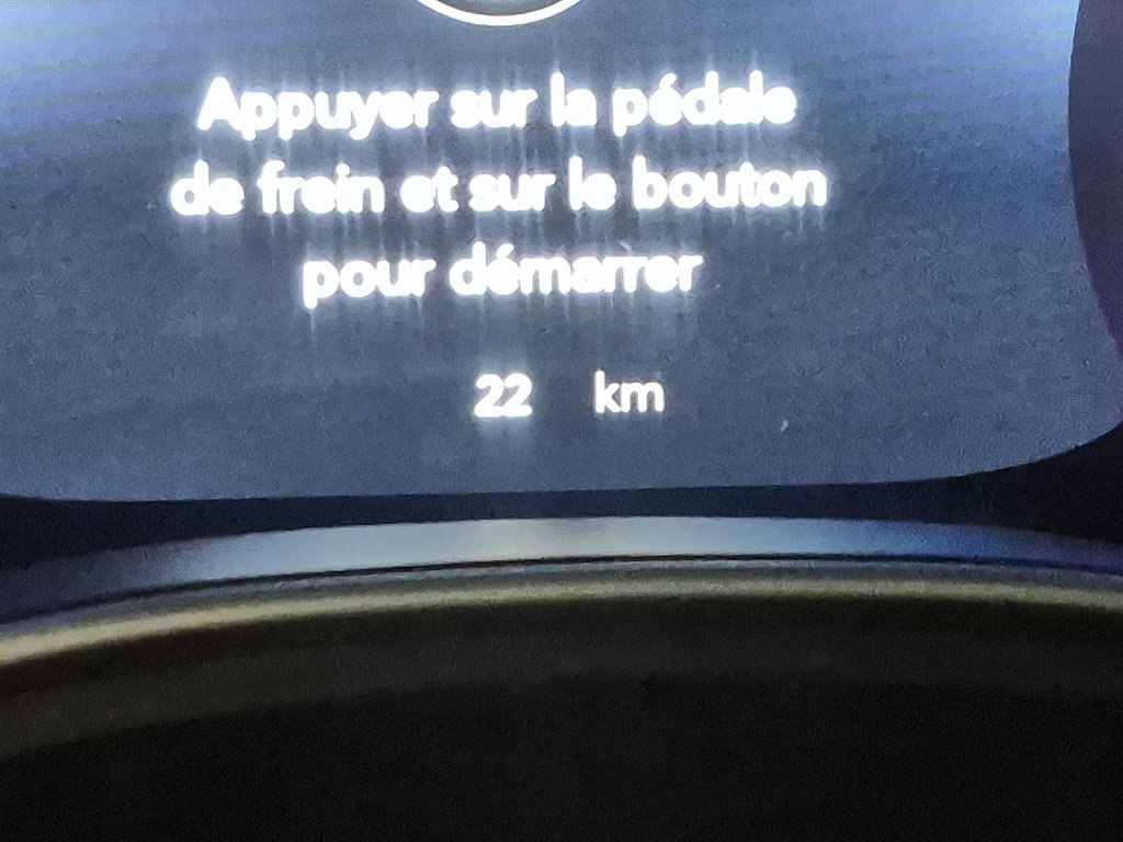 2027 Chrysler Pacifica SELECT in Sherbrooke, Quebec - 13 - w1024h768px