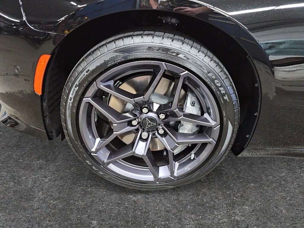 2026 Dodge Charger 2-Doors SCAT PACK PLUS in St-Jean-Sur-Richelieu, Quebec - 7 - w1024h768px