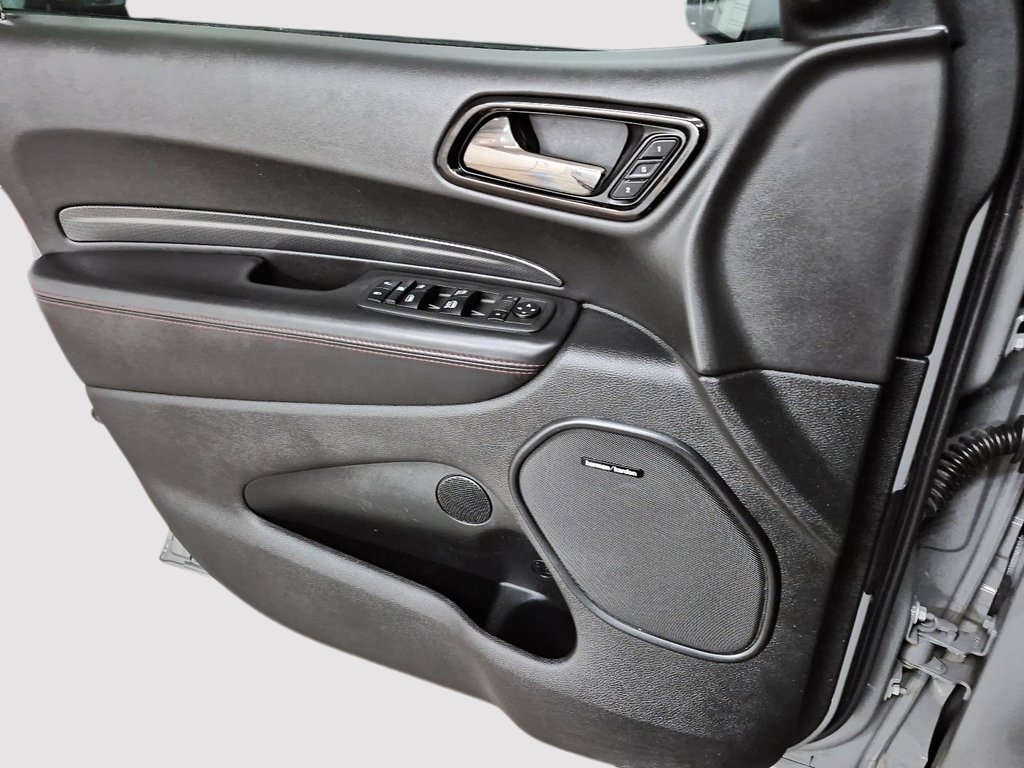 2022 Dodge Durango R/T PLUS // ENSEMBLE REMORQUAGE in Sherbrooke, Quebec - 11 - w1024h768px