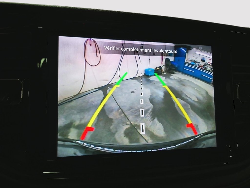 2022 Dodge Durango R/T PLUS // ENSEMBLE REMORQUAGE in Sherbrooke, Quebec - 18 - w1024h768px