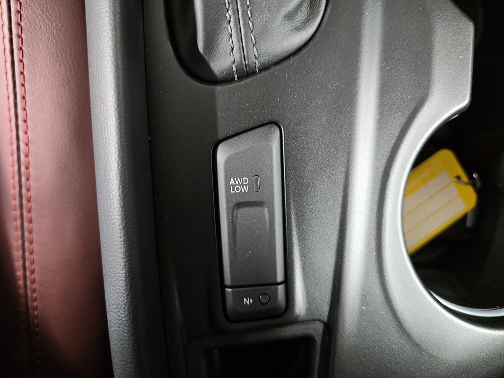 2025 Dodge DURANGO R/T PLUS in Sherbrooke, Quebec - 16 - w1024h768px