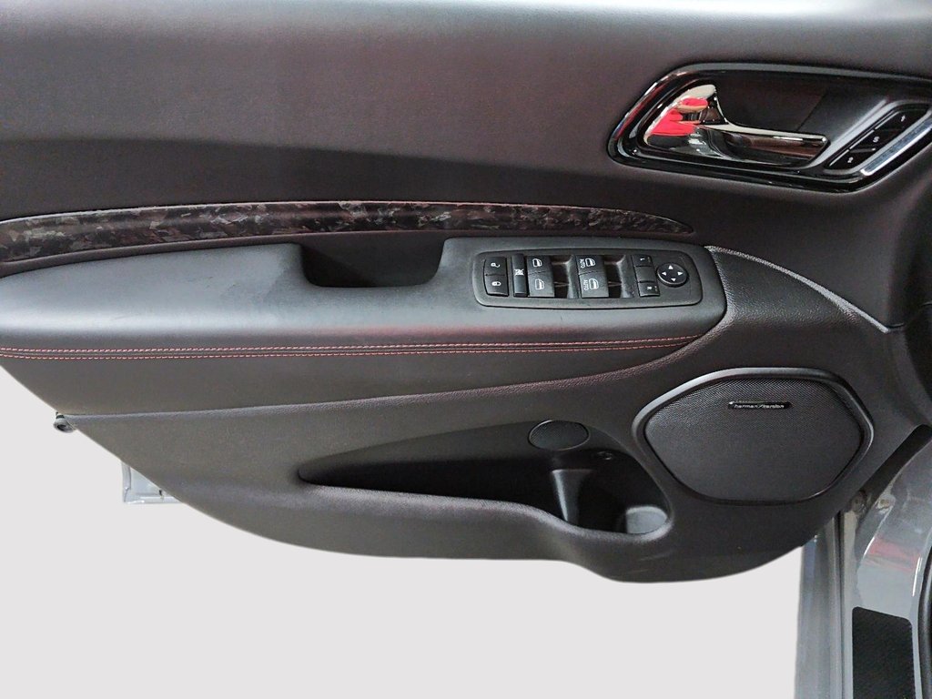 2025 Dodge Durango R/T Plus in Sherbrooke, Quebec - 11 - w1024h768px