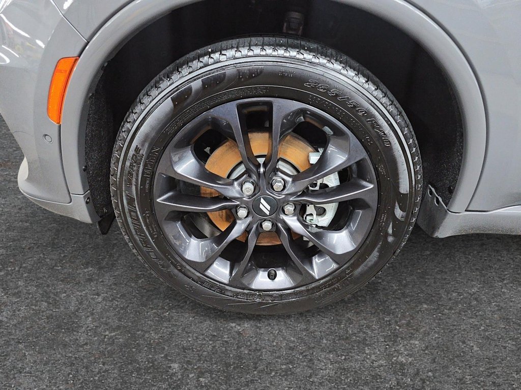 2025 Dodge Durango R/T Plus in Sherbrooke, Quebec - 7 - w1024h768px