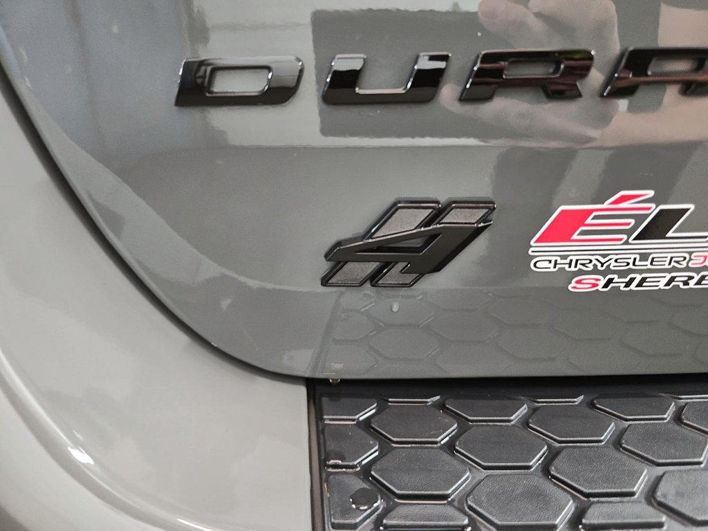 Dodge Durango R/T PLUS // BLACK TOP 2025 à Sherbrooke, Québec - 16 - w1024h768px
