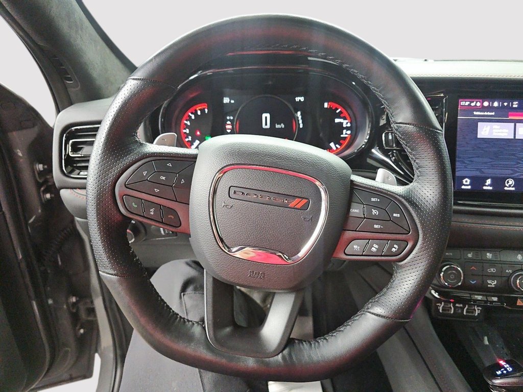 2025 Dodge Durango R/T Plus in Sherbrooke, Quebec - 12 - w1024h768px
