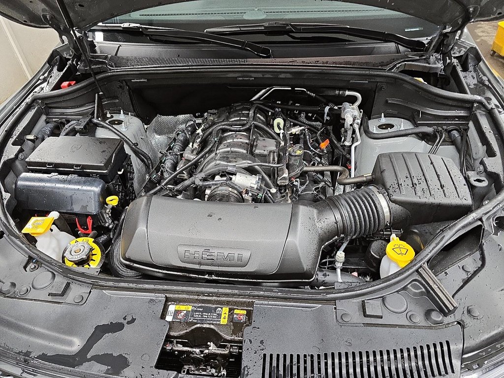 2025 Dodge Durango R/T PLUS // BLACK TOP-7