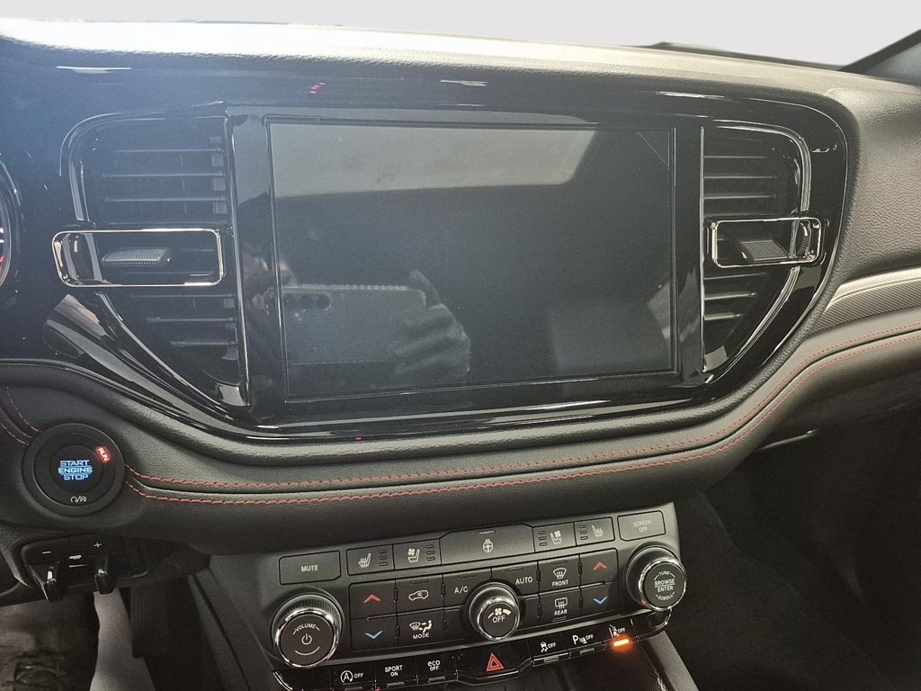 2026 Dodge DURANGO PLUS in Sherbrooke, Quebec - 16 - w1024h768px