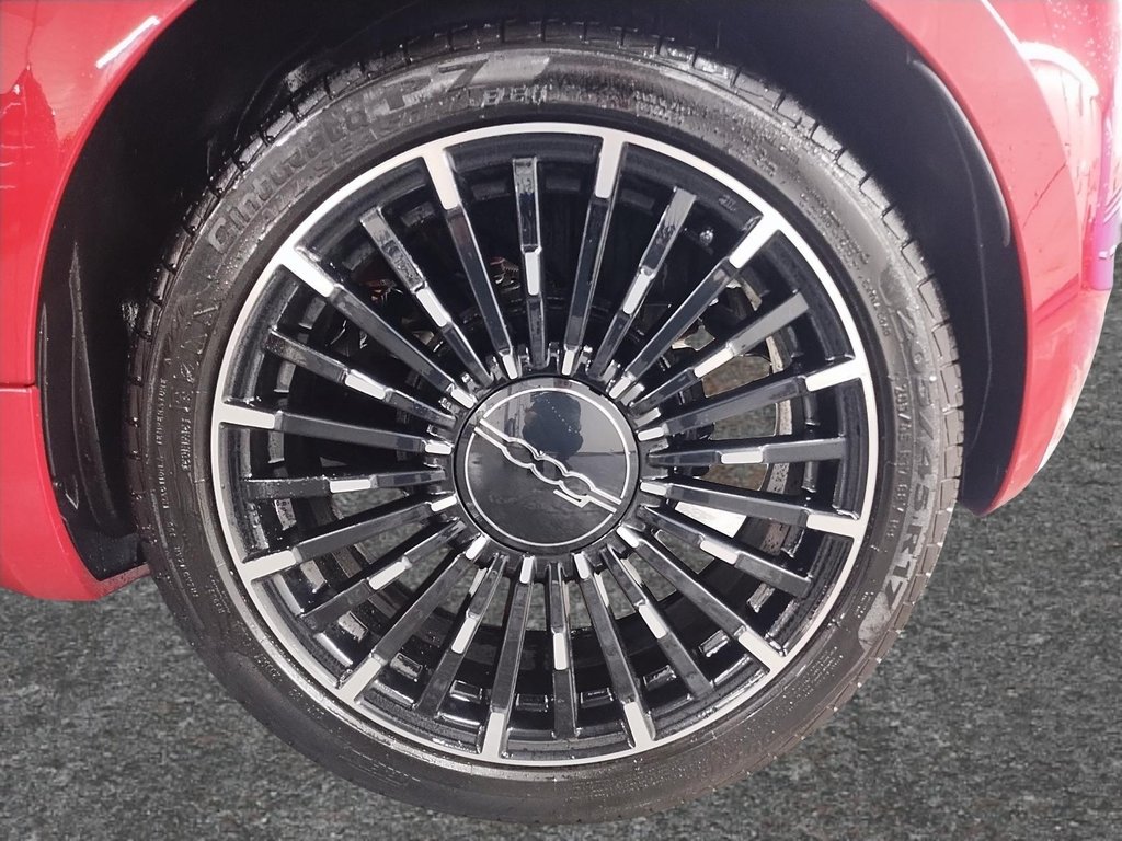 Fiat 500e (RED) EDITION // 100% ELECTRIQUE 2024 à Sherbrooke, Québec - 7 - w1024h768px
