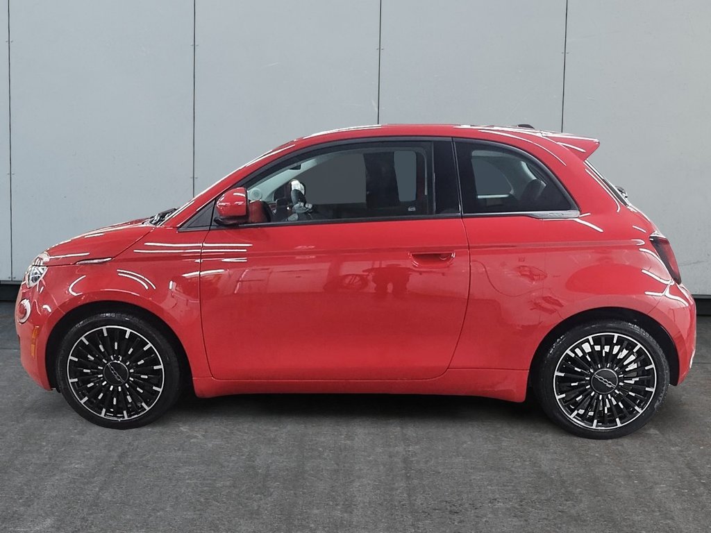 Fiat 500e (RED) EDITION // 100% ELECTRIQUE 2024 à Sherbrooke, Québec - 5 - w1024h768px