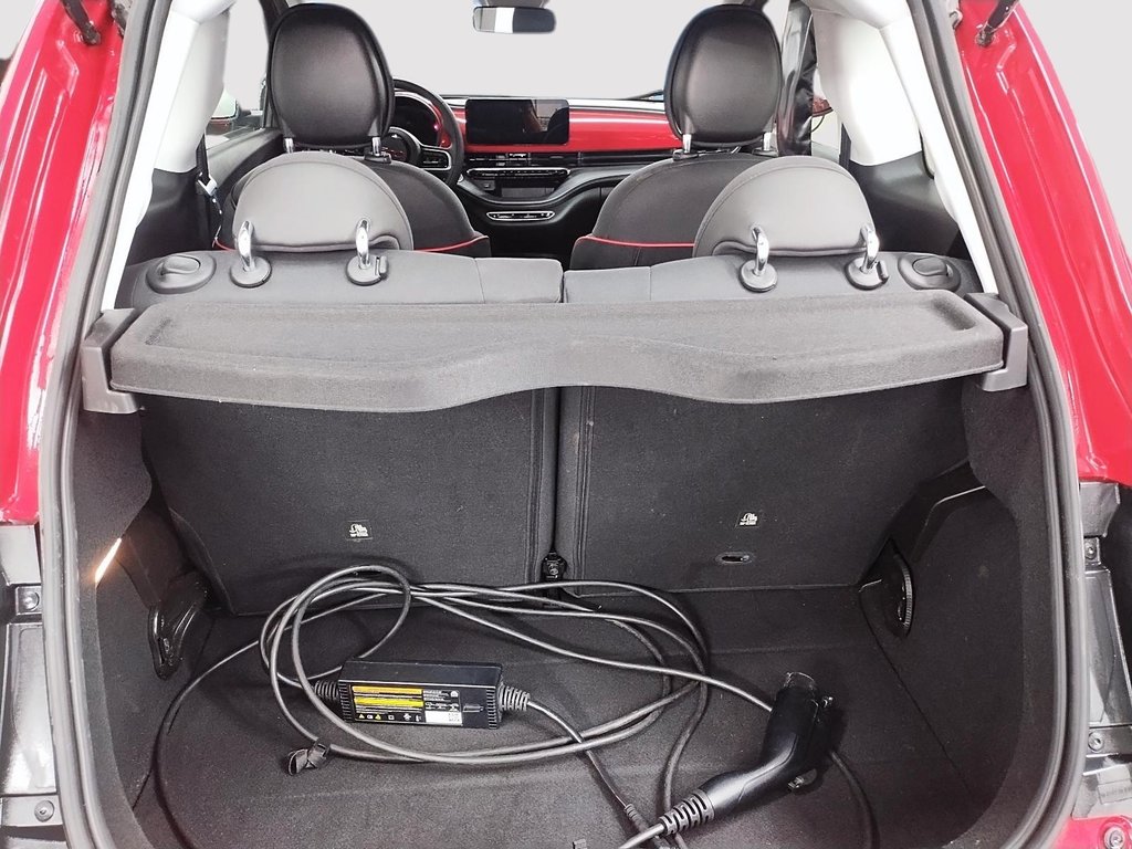 Fiat 500e (RED) EDITION // 100% ELECTRIQUE 2024 à Sherbrooke, Québec - 6 - w1024h768px