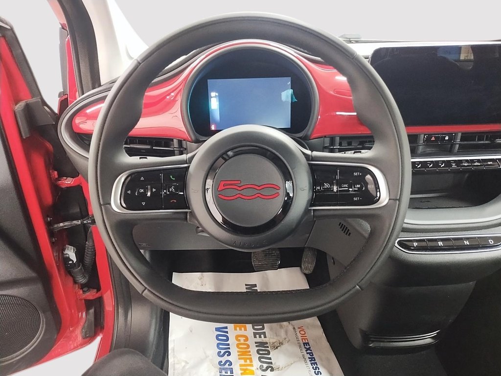 Fiat 500e (RED) EDITION // 100% ELECTRIQUE 2024 à Sherbrooke, Québec - 12 - w1024h768px
