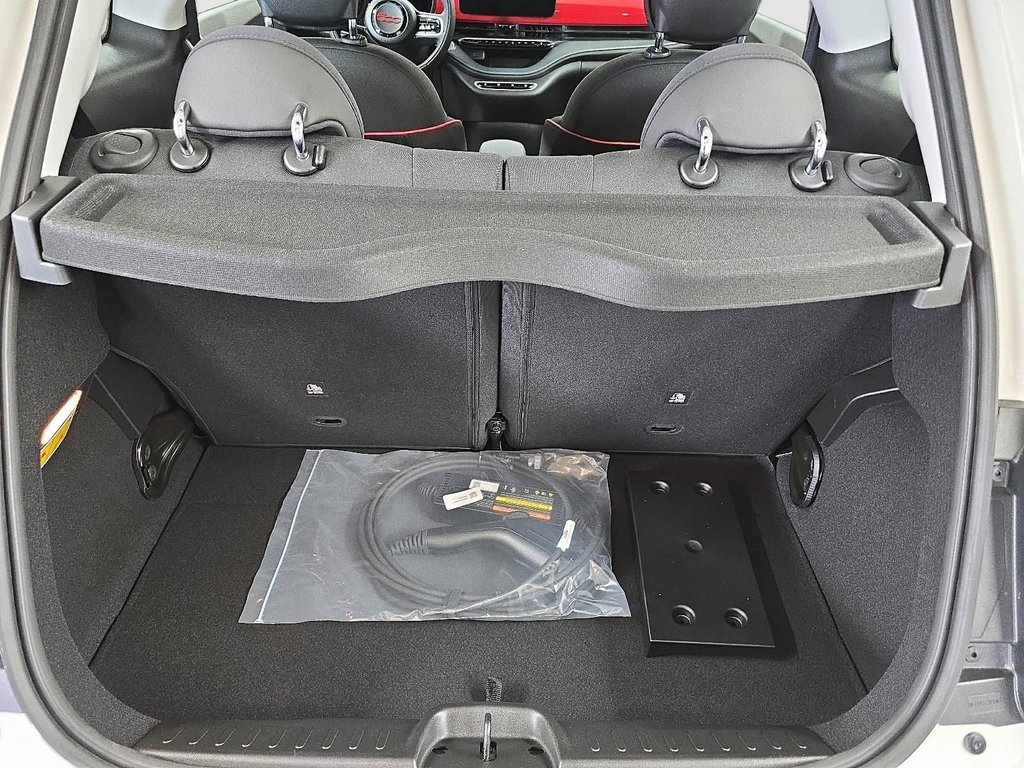 Fiat 500e (RED) EDITION // 100% ELECTRIQUE 2024 à Sherbrooke, Québec - 6 - w1024h768px