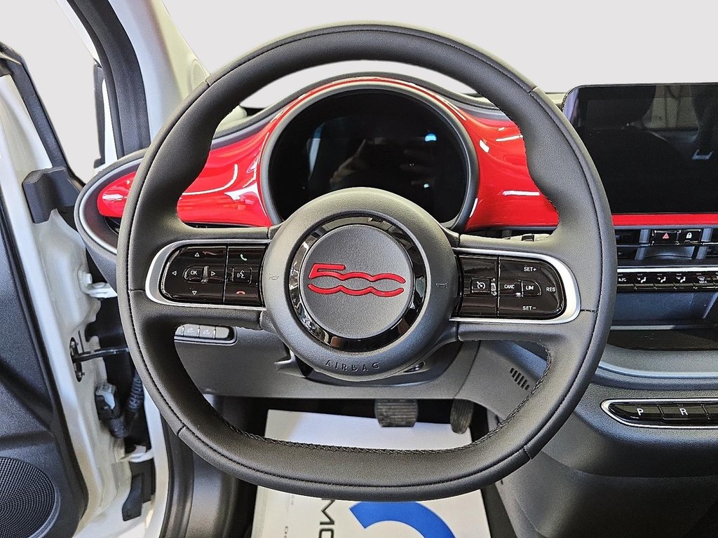Fiat 500e (RED) EDITION // 100% ELECTRIQUE 2024 à Sherbrooke, Québec - 12 - w1024h768px