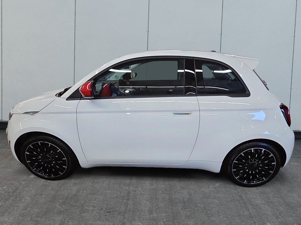 Fiat 500e (RED) EDITION // 100% ELECTRIQUE 2024 à Sherbrooke, Québec - 5 - w1024h768px