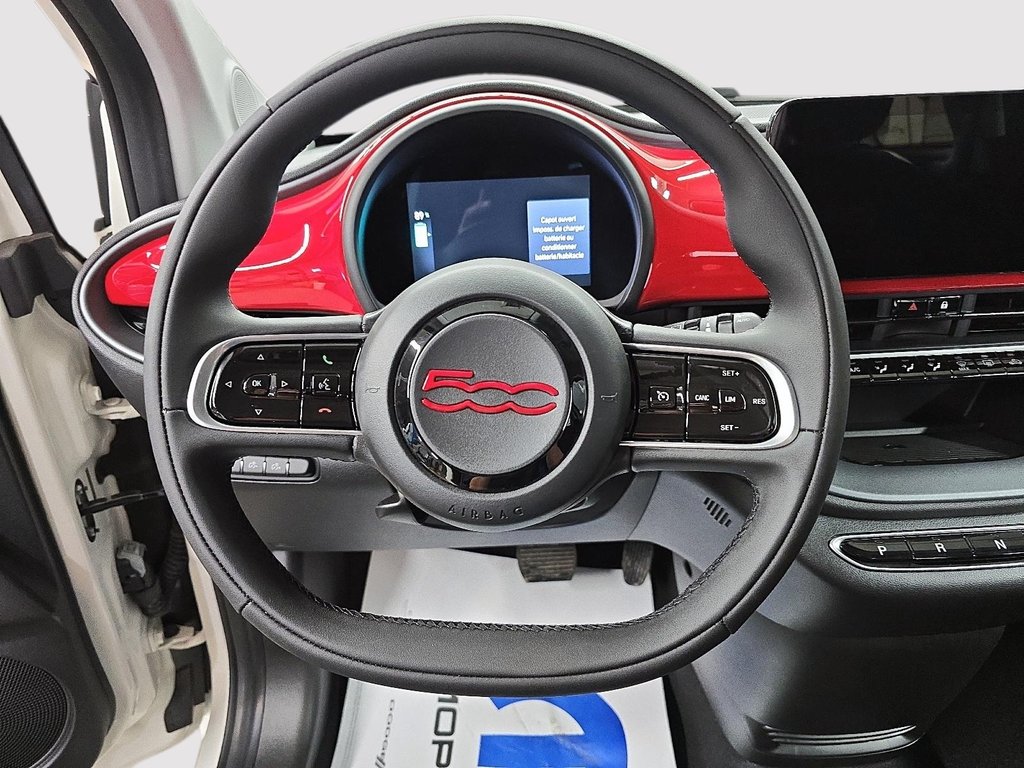Fiat 500e (RED) EDITION // 100% ELECTRIQUE 2024 à Sherbrooke, Québec - 12 - w1024h768px