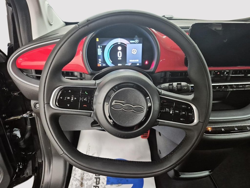 Fiat 500e RED 2025 à St-Jean-Sur-Richelieu, Québec - 12 - w1024h768px