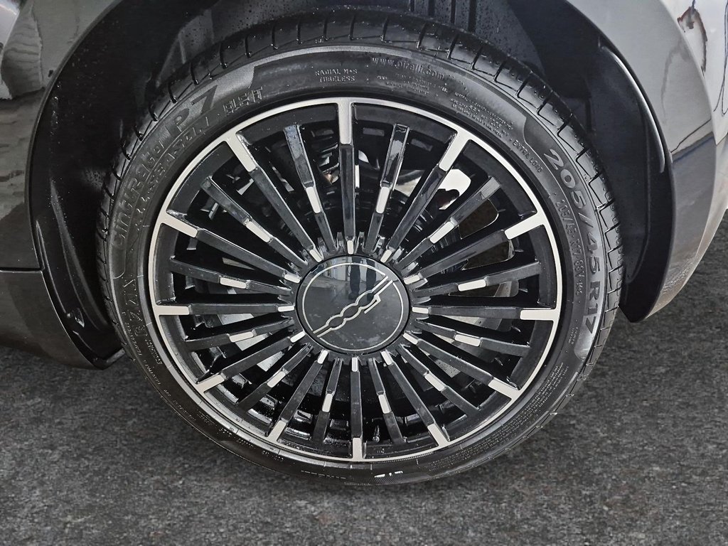 2025 Fiat 500e LA PRIMA in Sherbrooke, Quebec - 7 - w1024h768px