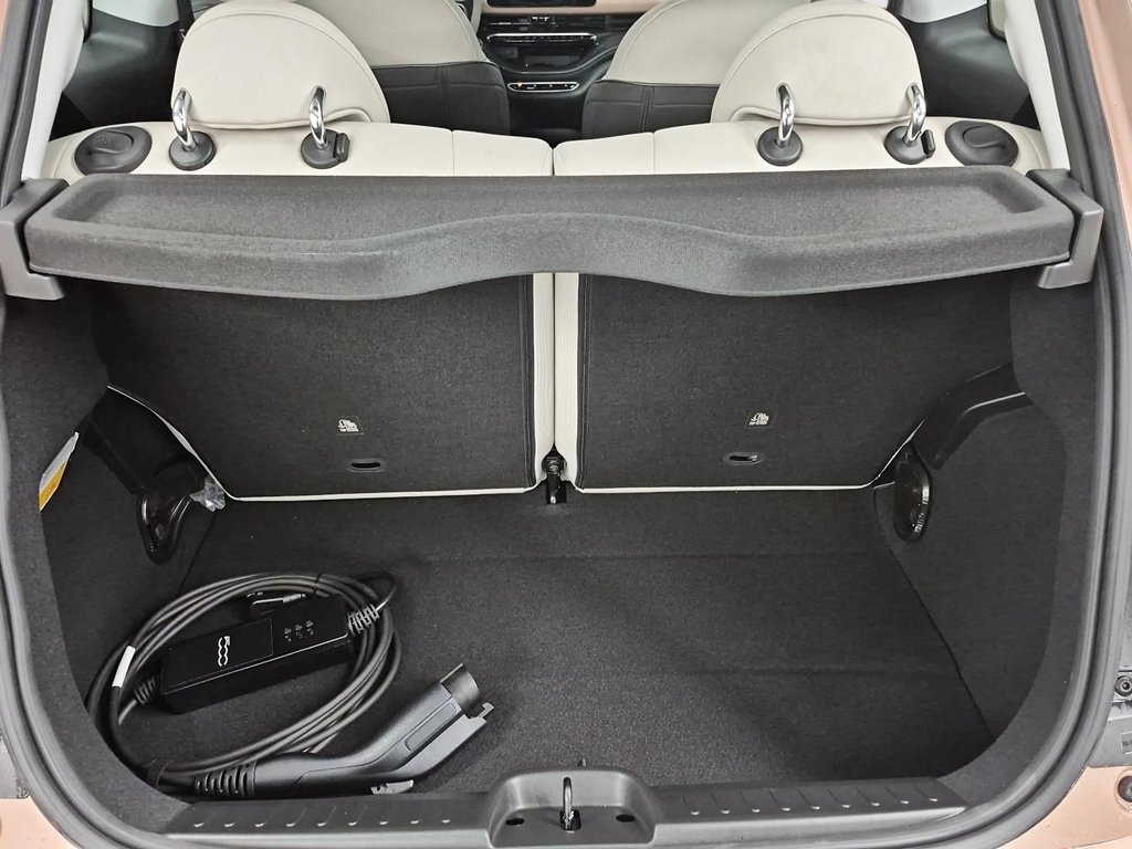 2025 Fiat 500e LA PRIMA in St-Jean-Sur-Richelieu, Quebec - 6 - w1024h768px