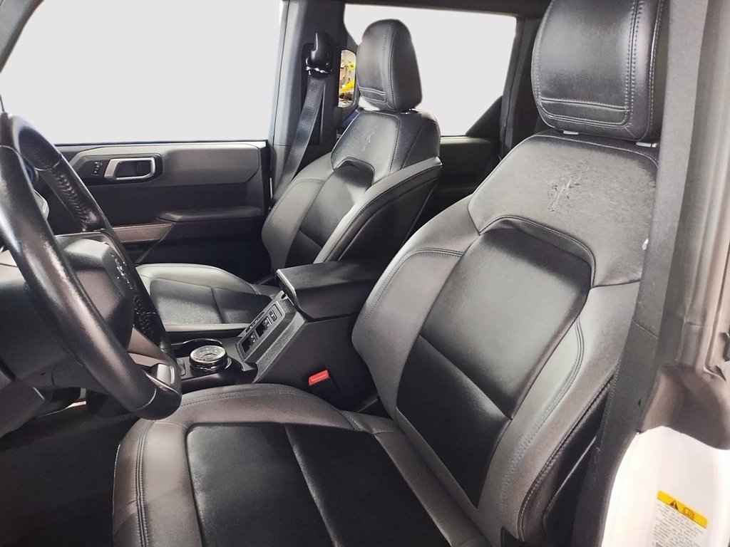 Ford Bronco BLACK DIAMOND SASQUATCH 2.7L V6 4X4 2023 à Sherbrooke, Québec - 9 - w1024h768px