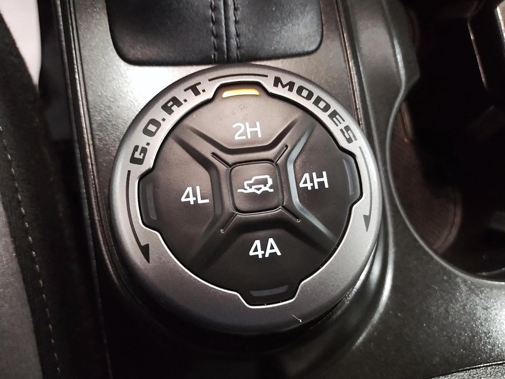 Ford Bronco BLACK DIAMOND SASQUATCH 2.7L V6 4X4 2023 à Sherbrooke, Québec - 16 - w1024h768px