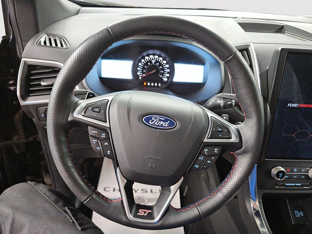 2024 Ford Edge ST AWD 2.7L V6 AWD in Sherbrooke, Quebec - 12 - w1024h768px