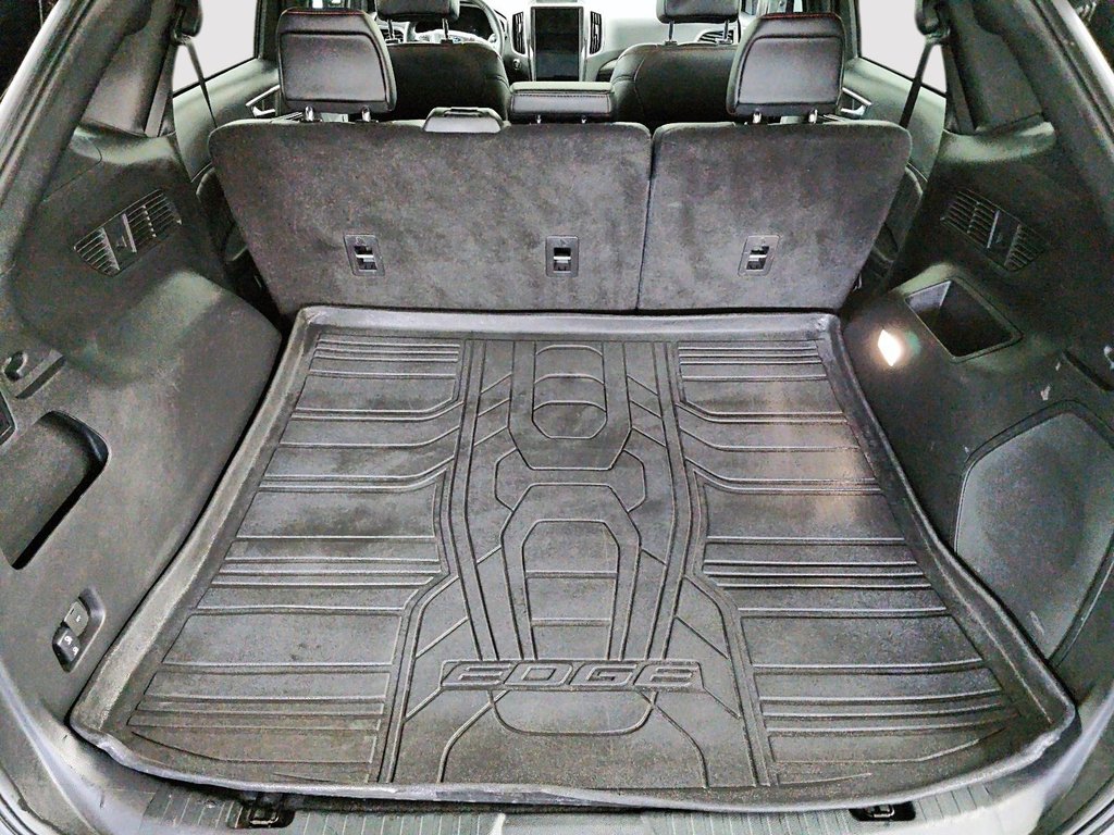 2024 Ford Edge ST AWD 2.7L V6 AWD in Sherbrooke, Quebec - 6 - w1024h768px